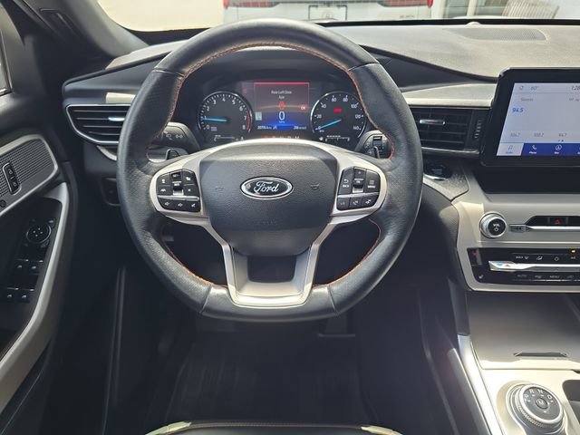 Used 2024 Ford Explorer Timberline w/ Timberline Technology Package image 11