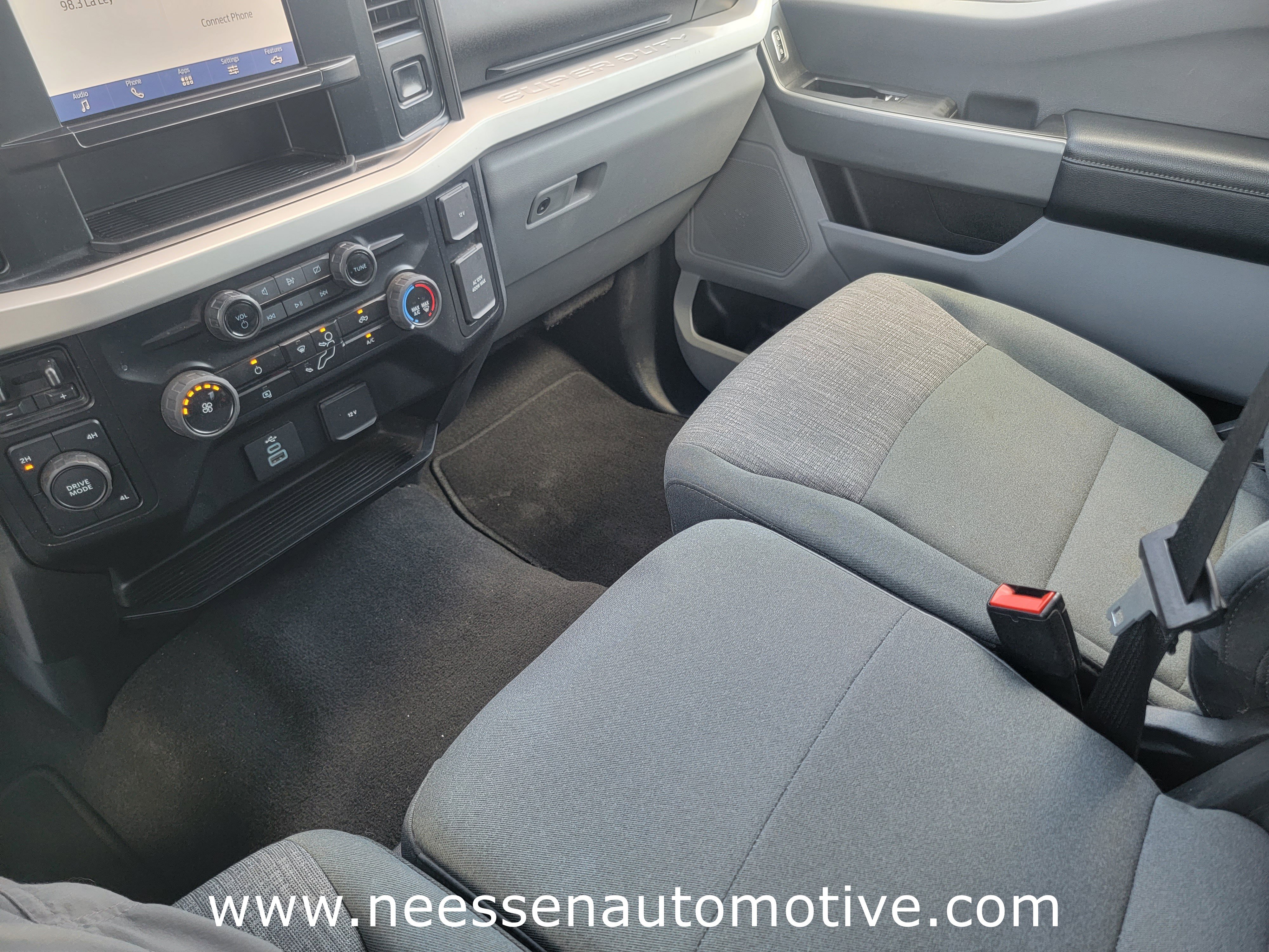 Used 2024 Ford F250 XLT AWD/4WD image 28