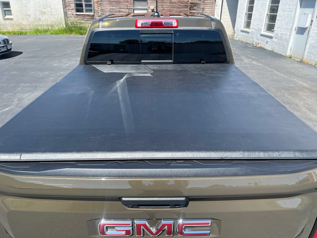 Used 2024 GMC Canyon AT4 AWD/4WD image 15