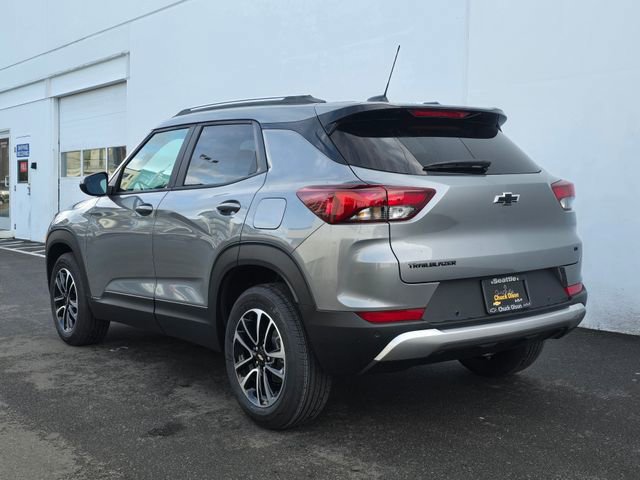 New 2025 Chevrolet TrailBlazer LT w/ Convenience Package image 3