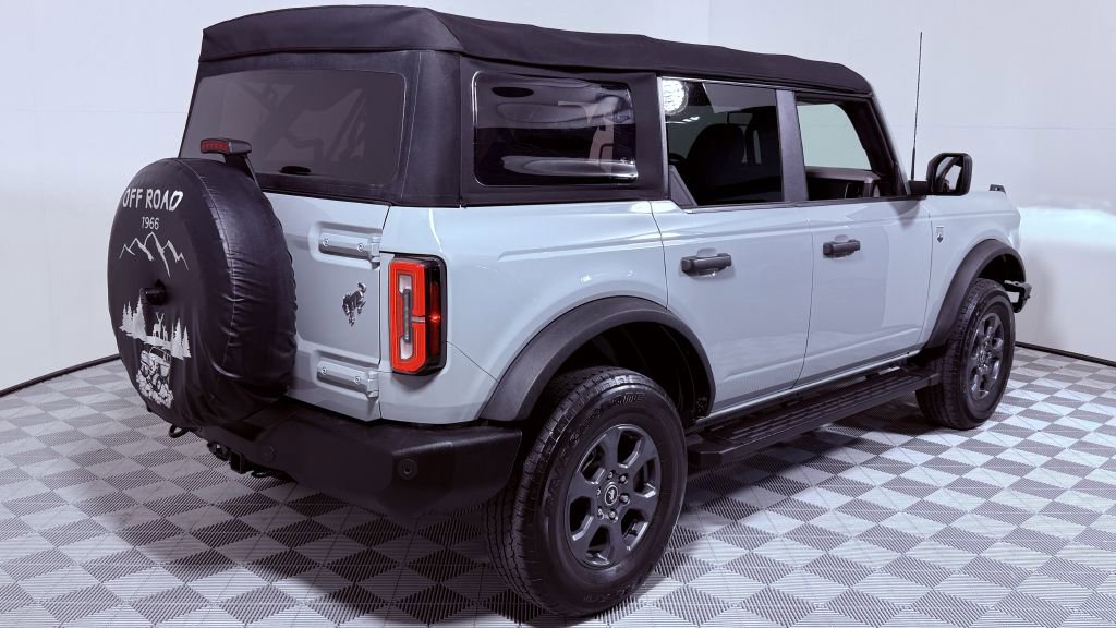 Used 2022 Ford Bronco Big Bend image 3
