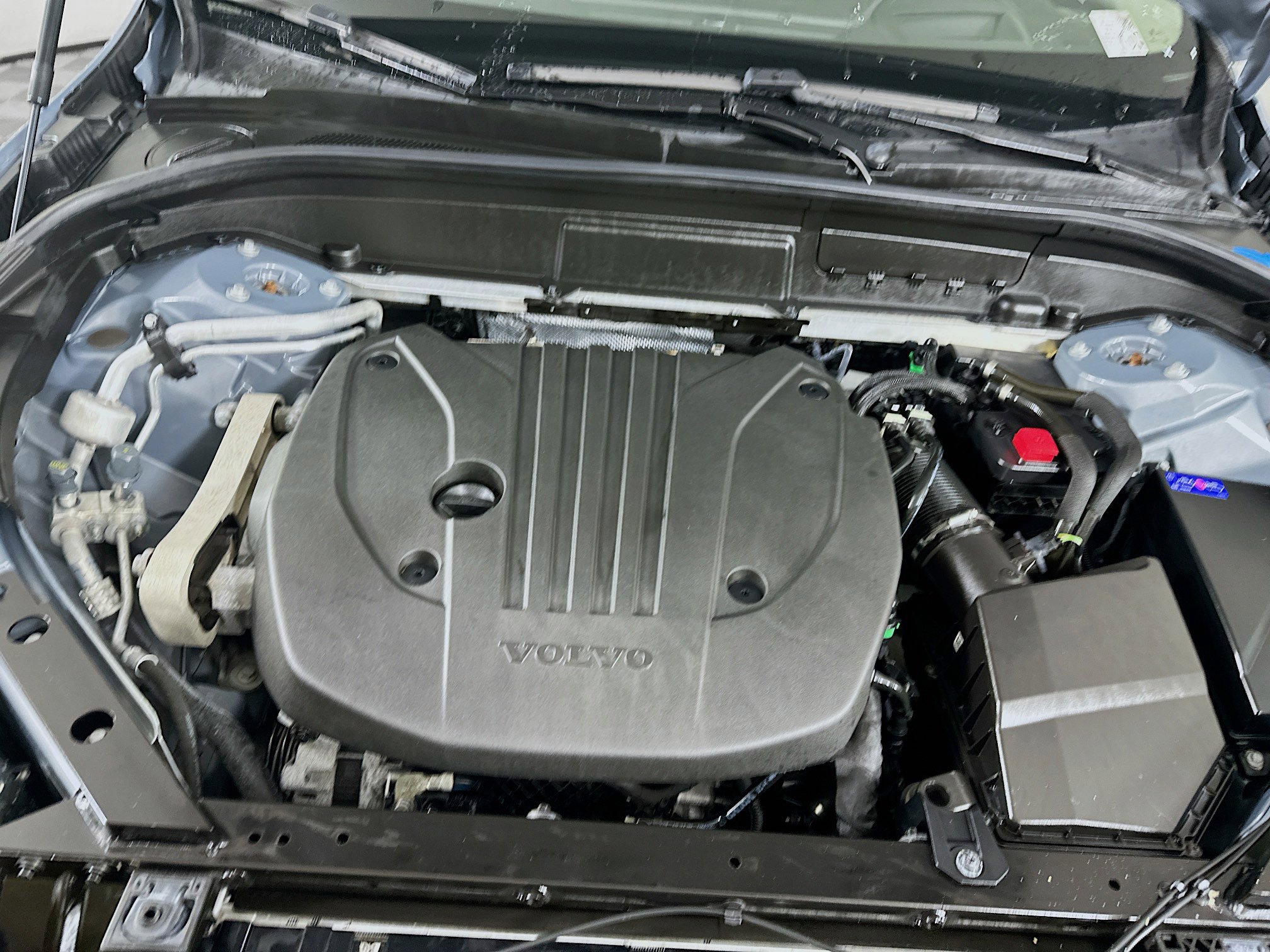 Used 2023 Volvo XC60 B5 Ultimate w/ Protection Package Premier image 34