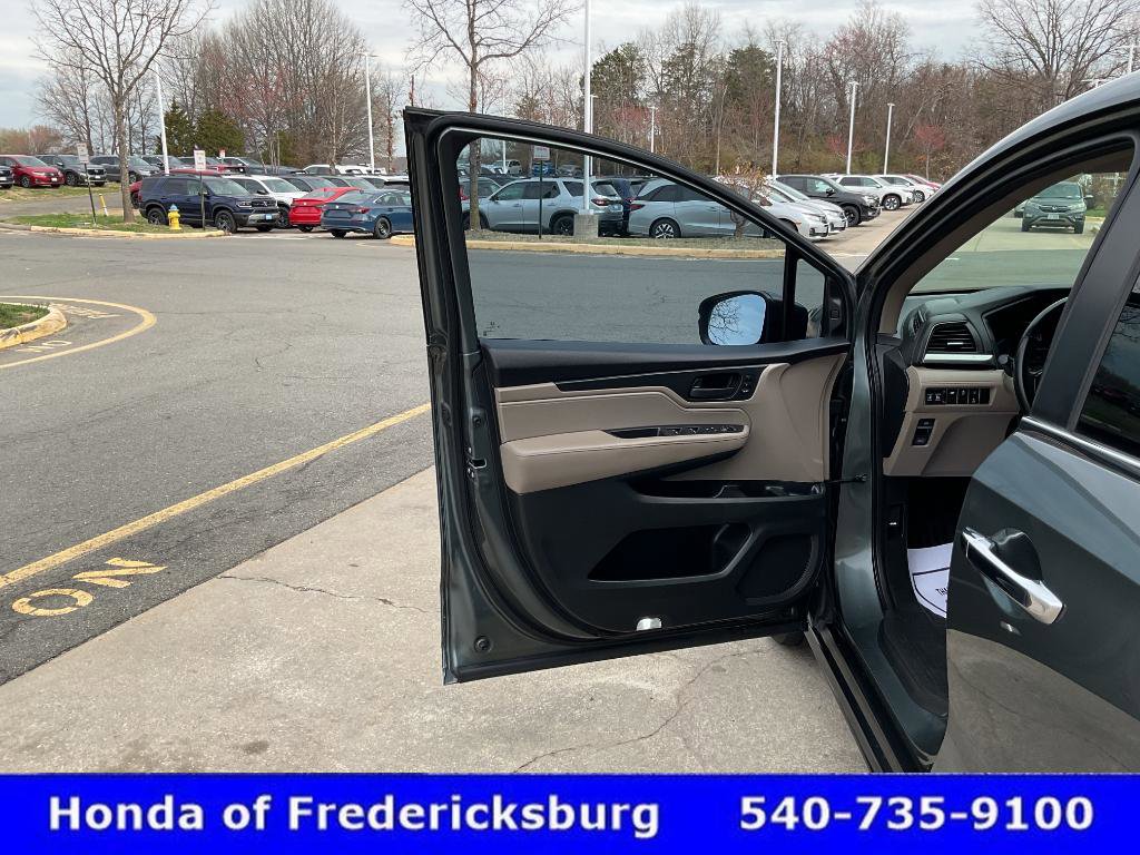 Used 2018 Honda Odyssey EX-L image 15