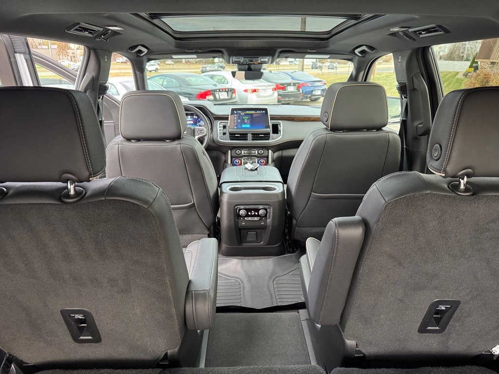 Used 2023 Chevrolet Tahoe Premier w/ Premium Package 2 image 26