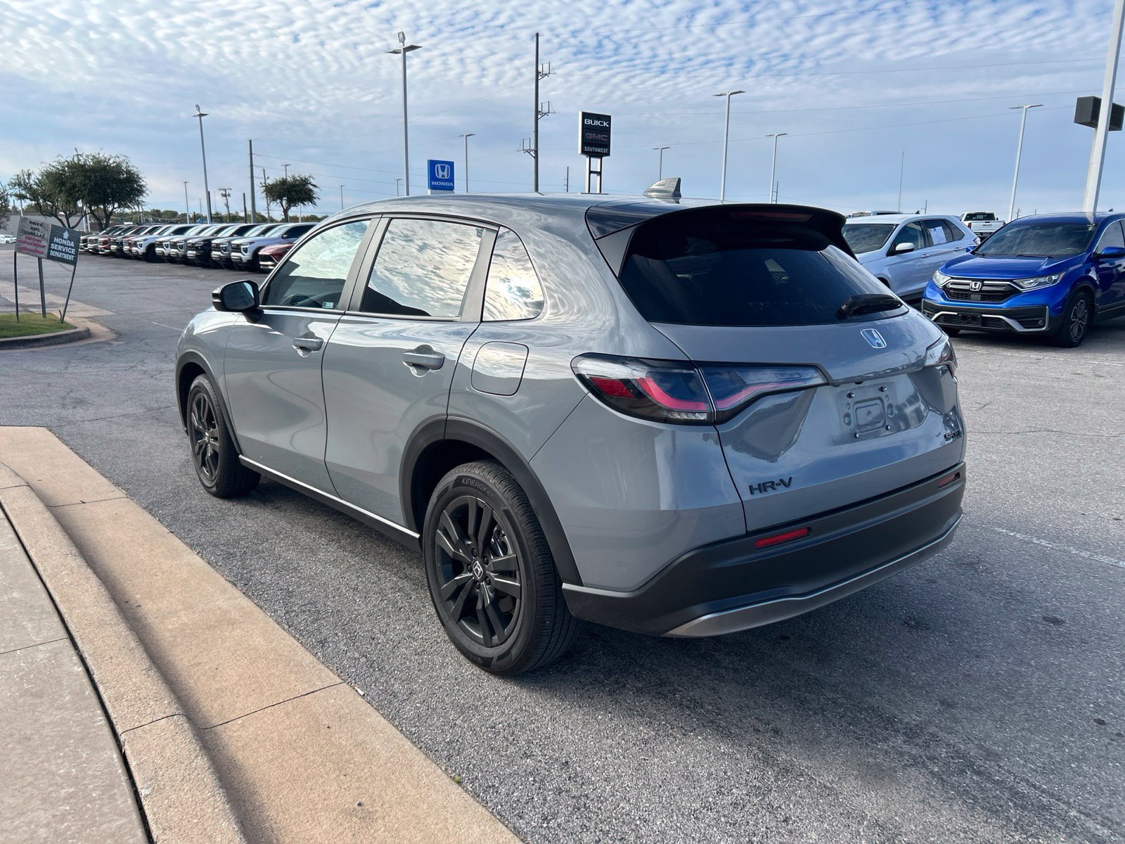 Used 2026 Honda HR-V Sport image 7