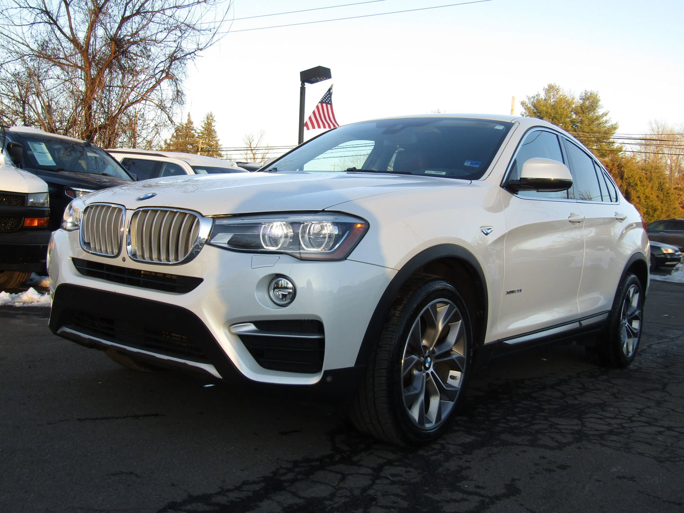 Used 2015 BMW X4 xDrive28i image 3