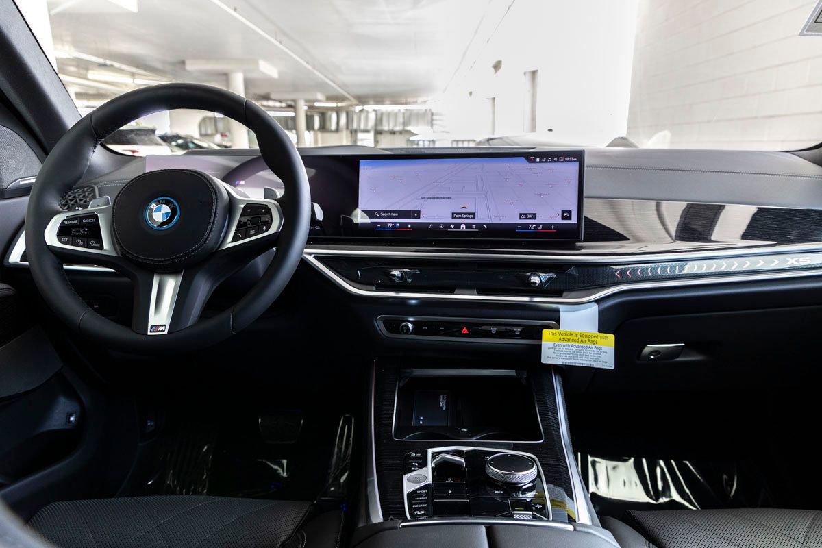 New 2026 BMW X5 xDrive50e image 12