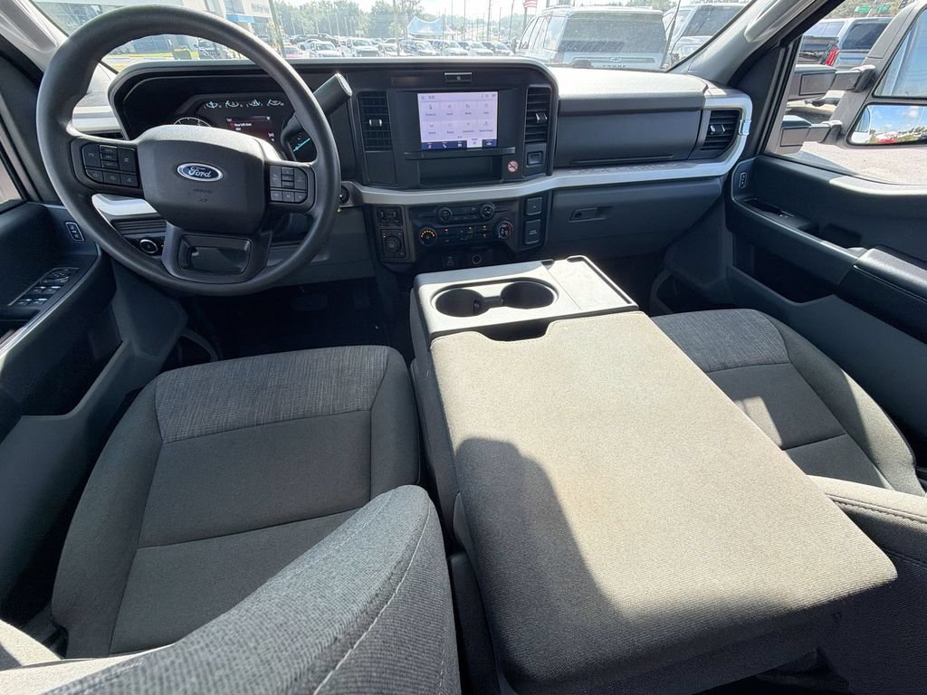 Used 2025 Ford F250 XLT AWD/4WD image 12