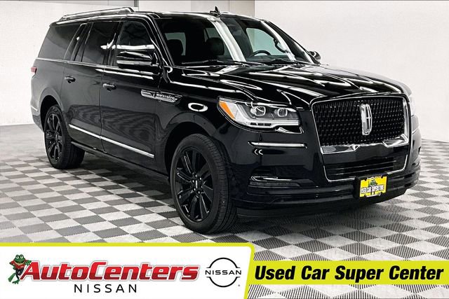 Used 2023 Lincoln Navigator L Reserve w/ Equipment Group 201A image 1