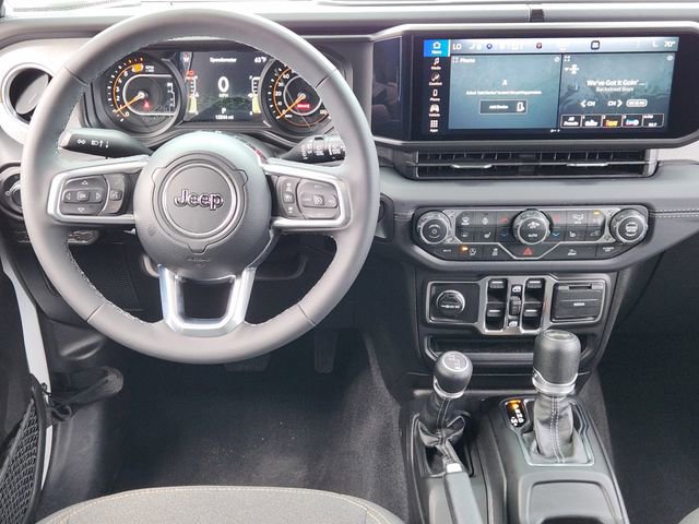 Certified 2026 Jeep Wrangler Sahara AWD/4WD image 26