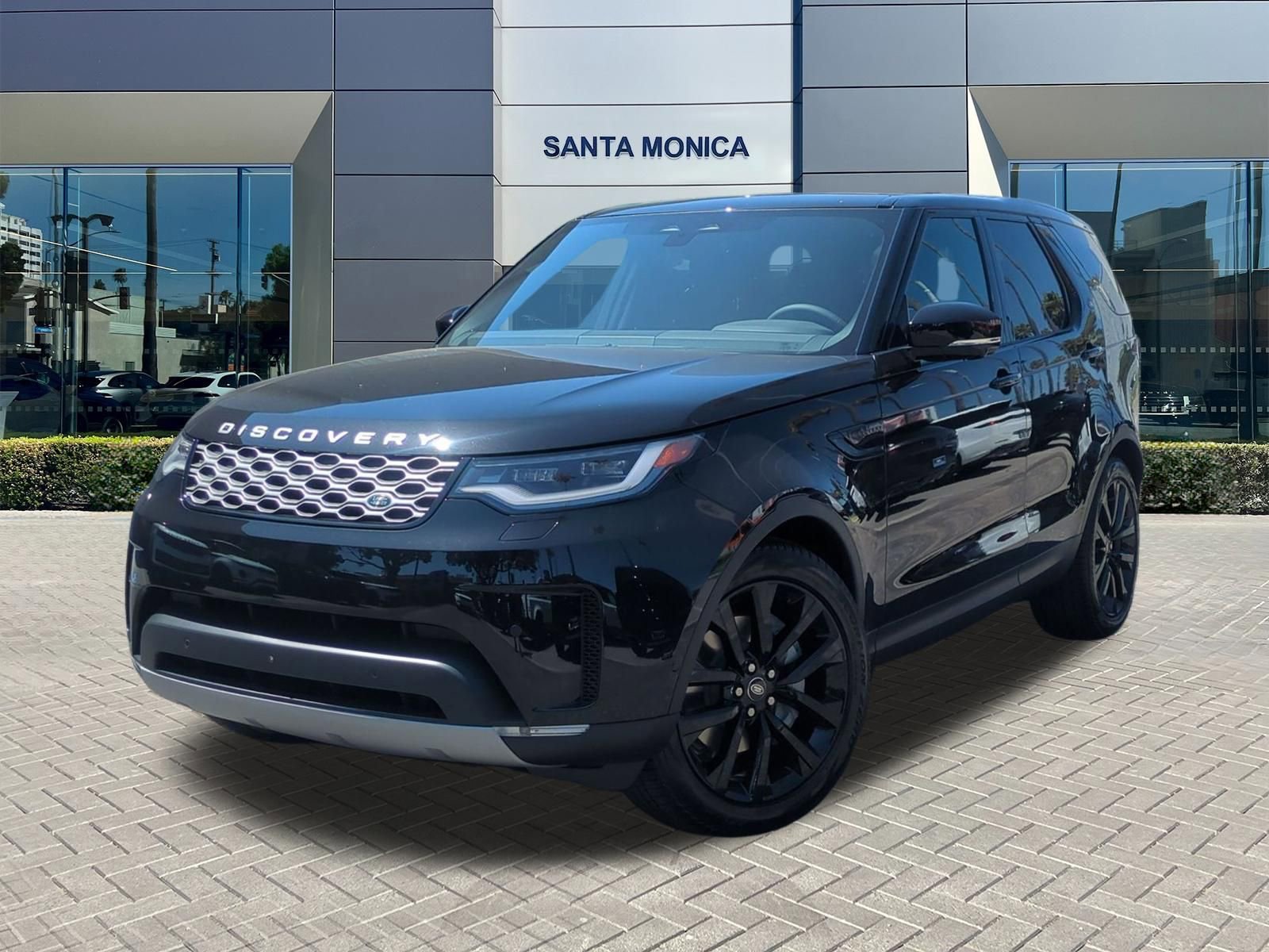 New 2026 Land Rover Discovery S AWD/4WD image 1