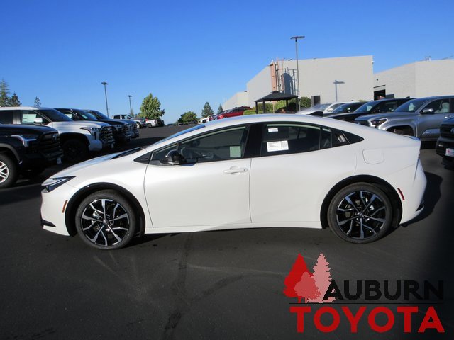 New 2026 Toyota Prius Plug-In Hybrid image 5
