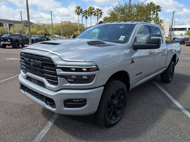 New 2026 RAM 2500 Laramie AWD/4WD image 9