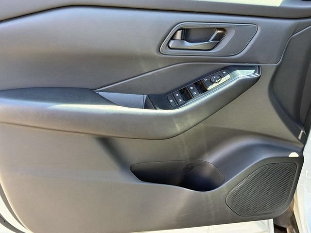 Certified 2024 Nissan Rogue S FWD image 23