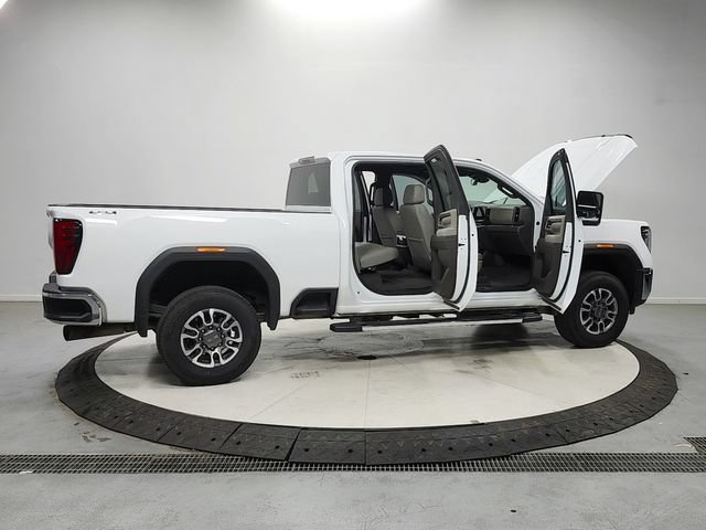 Used 2025 GMC Sierra 2500 SLT w/ SLT Convenience Package AWD/4WD image 16