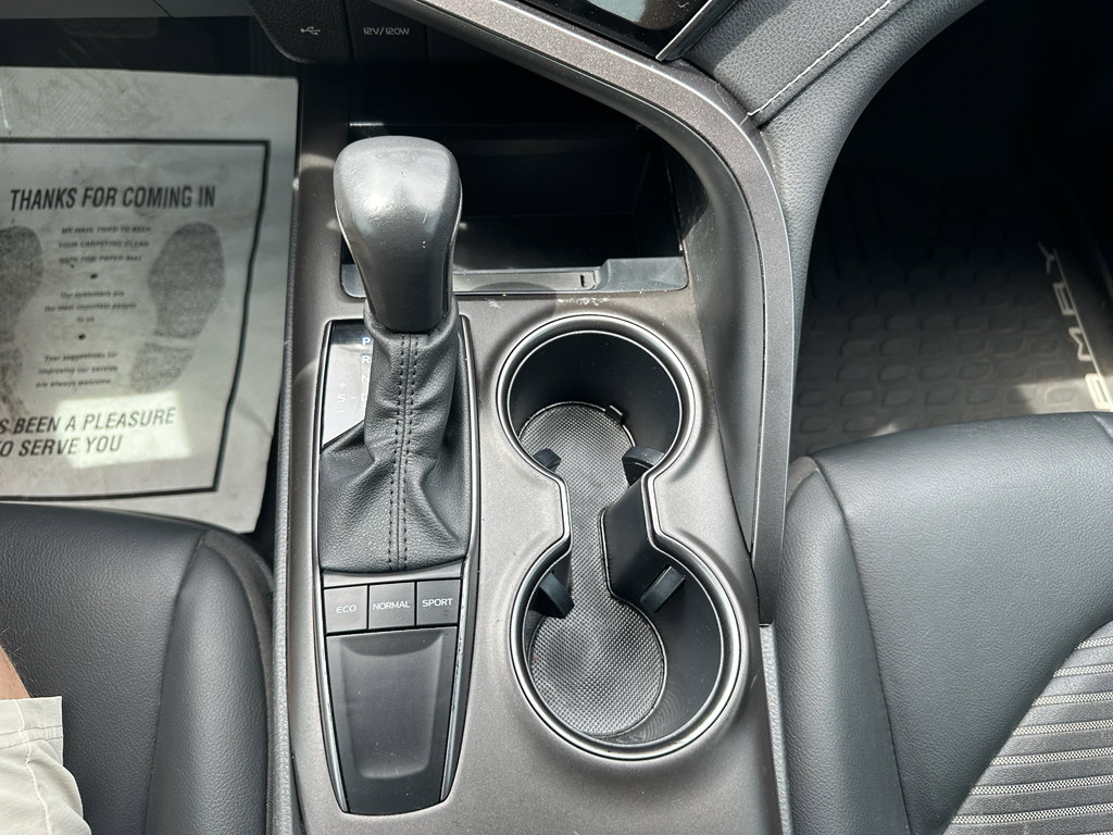 Used 2023 Toyota Camry SE w/ Convenience Package image 16