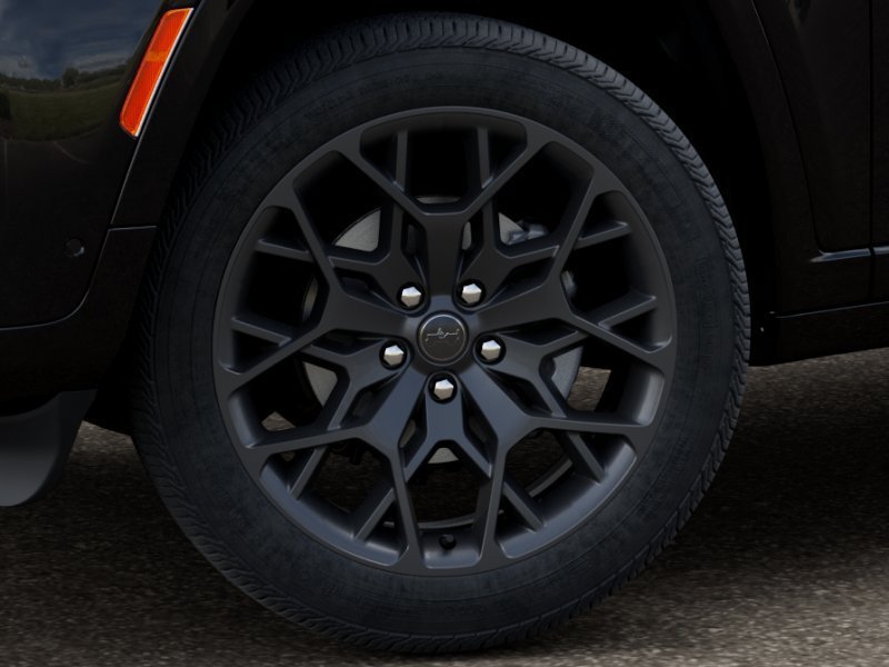 New 2027 Jeep Grand Cherokee L Summit AWD/4WD image 4