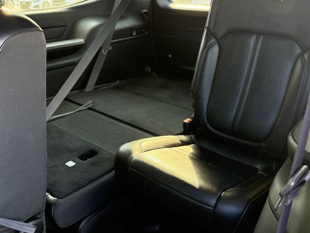 Used 2024 Jeep Wagoneer Series II w/ Flexible Seating Group RWD image 12