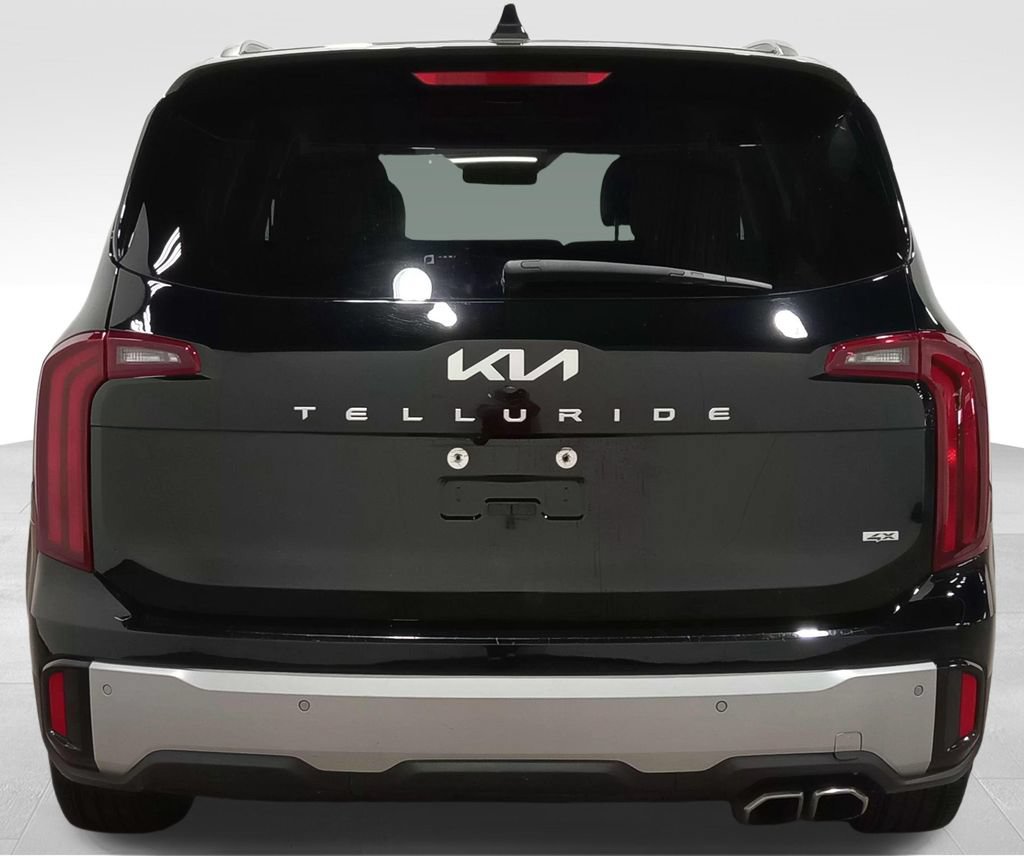 Used 2023 Kia Telluride S AWD/4WD image 4