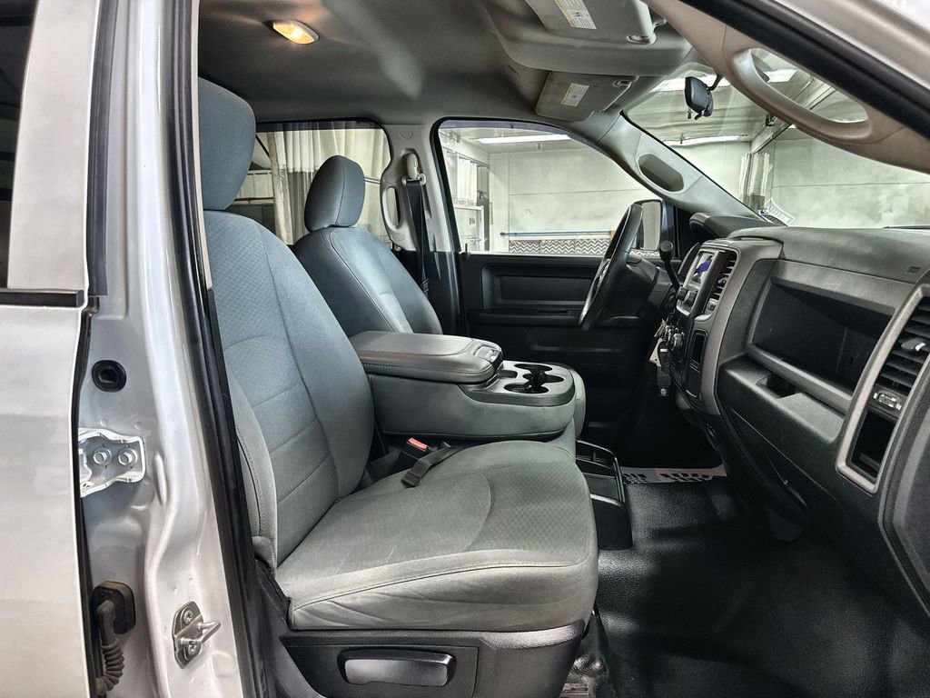 Used 2017 RAM 4500 Tradesman image 28