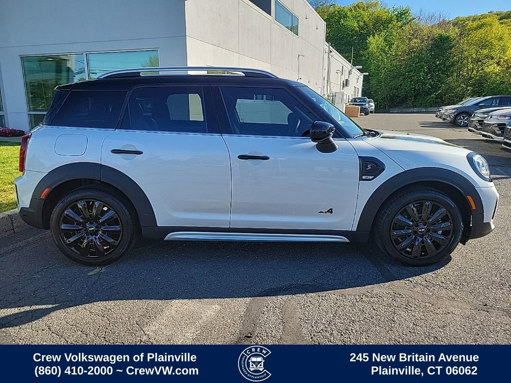 Used 2023 MINI Cooper Countryman S w/ Signature Upholstery Package AWD/4WD image 32