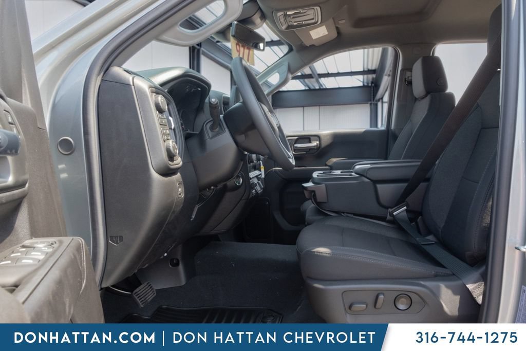 New 2026 Chevrolet Silverado 2500 Custom w/ Custom Value Package AWD/4WD image 3