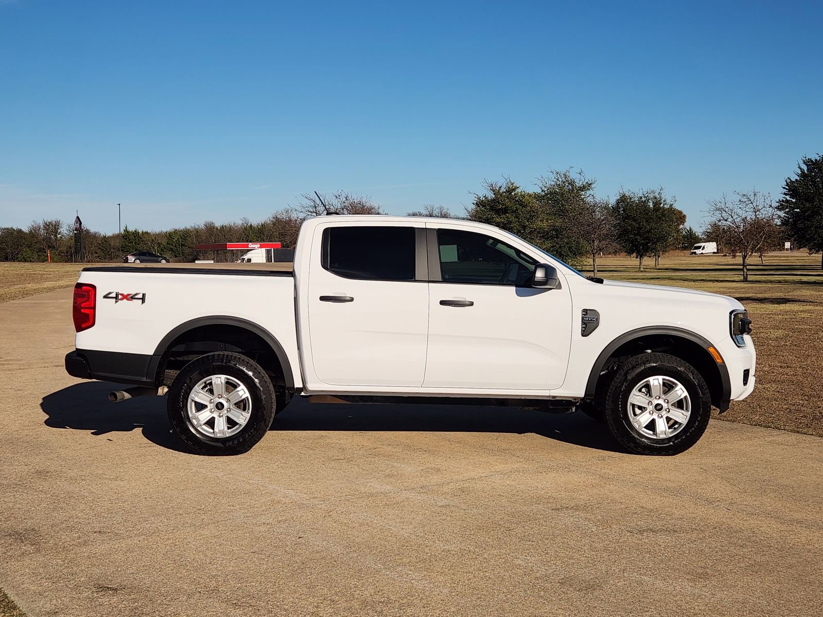 Used 2024 Ford Ranger XL image 7