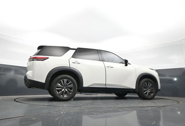 Used 2023 Nissan Pathfinder S FWD image 29
