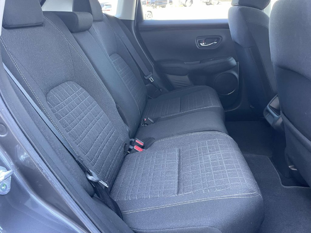 Used 2023 Honda HR-V LX image 10