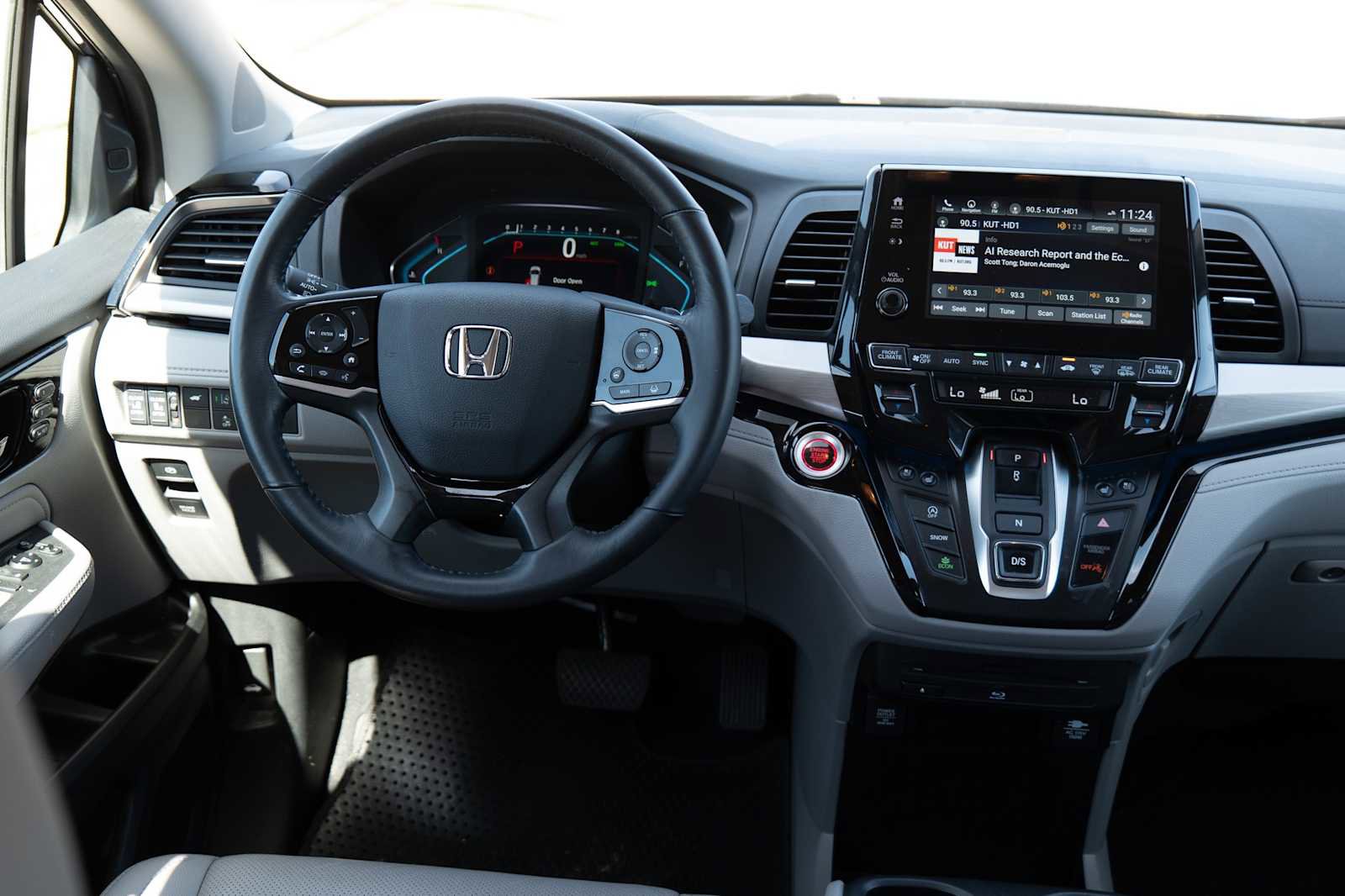 Used 2020 Honda Odyssey Elite image 27