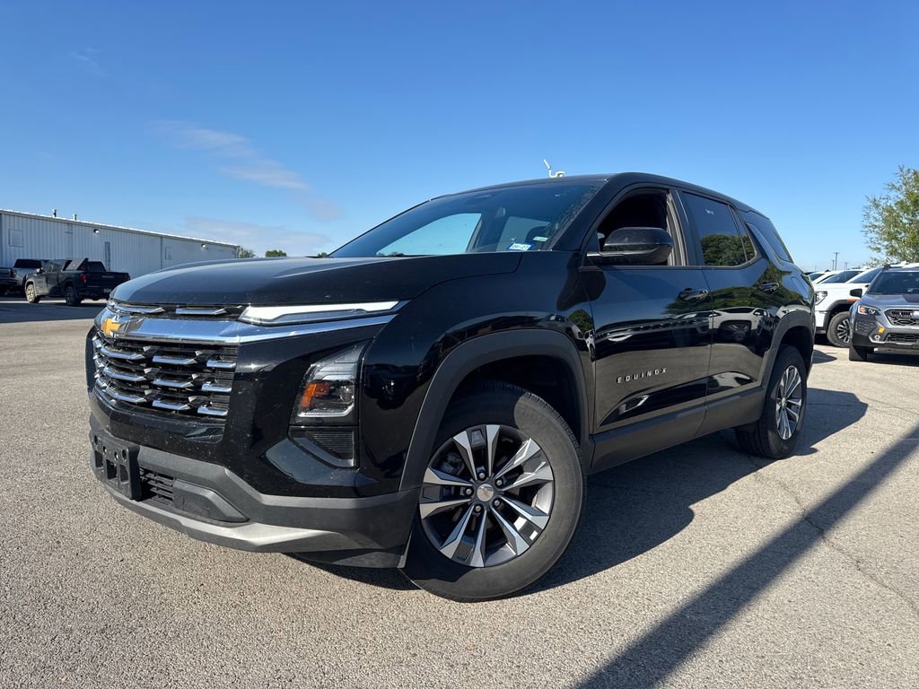 Used 2026 Chevrolet Equinox LT w/ Convenience Package II FWD image 1