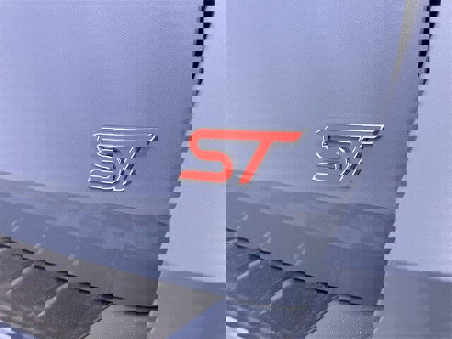 Used 2025 Ford Explorer ST w/ Sun And Sound Package image 33