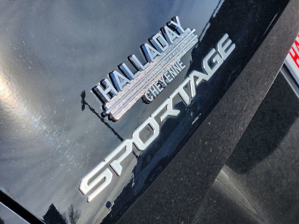 Used 2023 Kia Sportage SX image 10