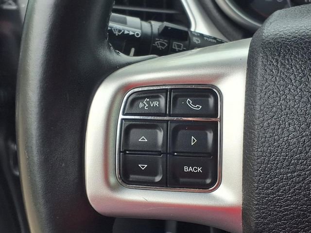 Used 2017 Dodge Journey SE w/ Flexible Seating Group image 11