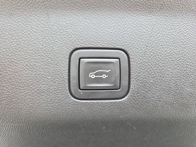Used 2023 Chevrolet Suburban LT w/ Luxury Package AWD/4WD image 52