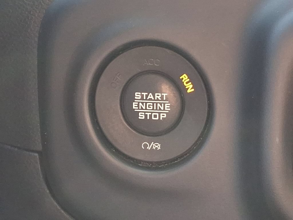 Used 2021 Jeep Gladiator Rubicon AWD/4WD image 23