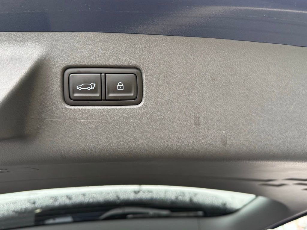 Certified 2025 Hyundai Santa Fe SEL image 12