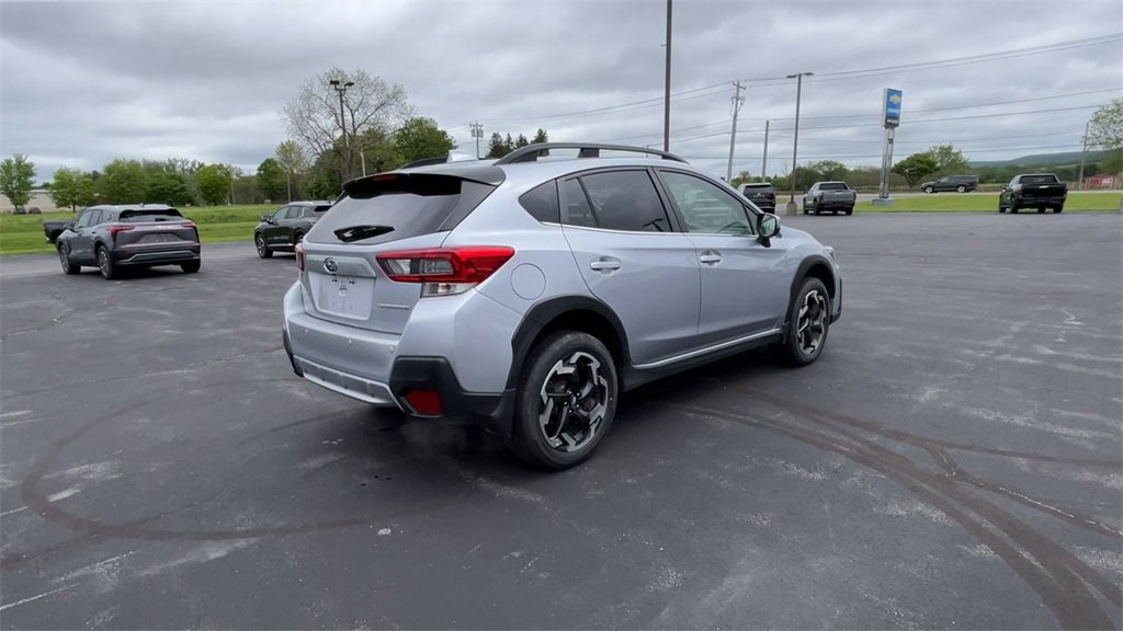 Used 2022 Subaru Crosstrek 2.5i Limited w/ Moonroof Package 2 image 8