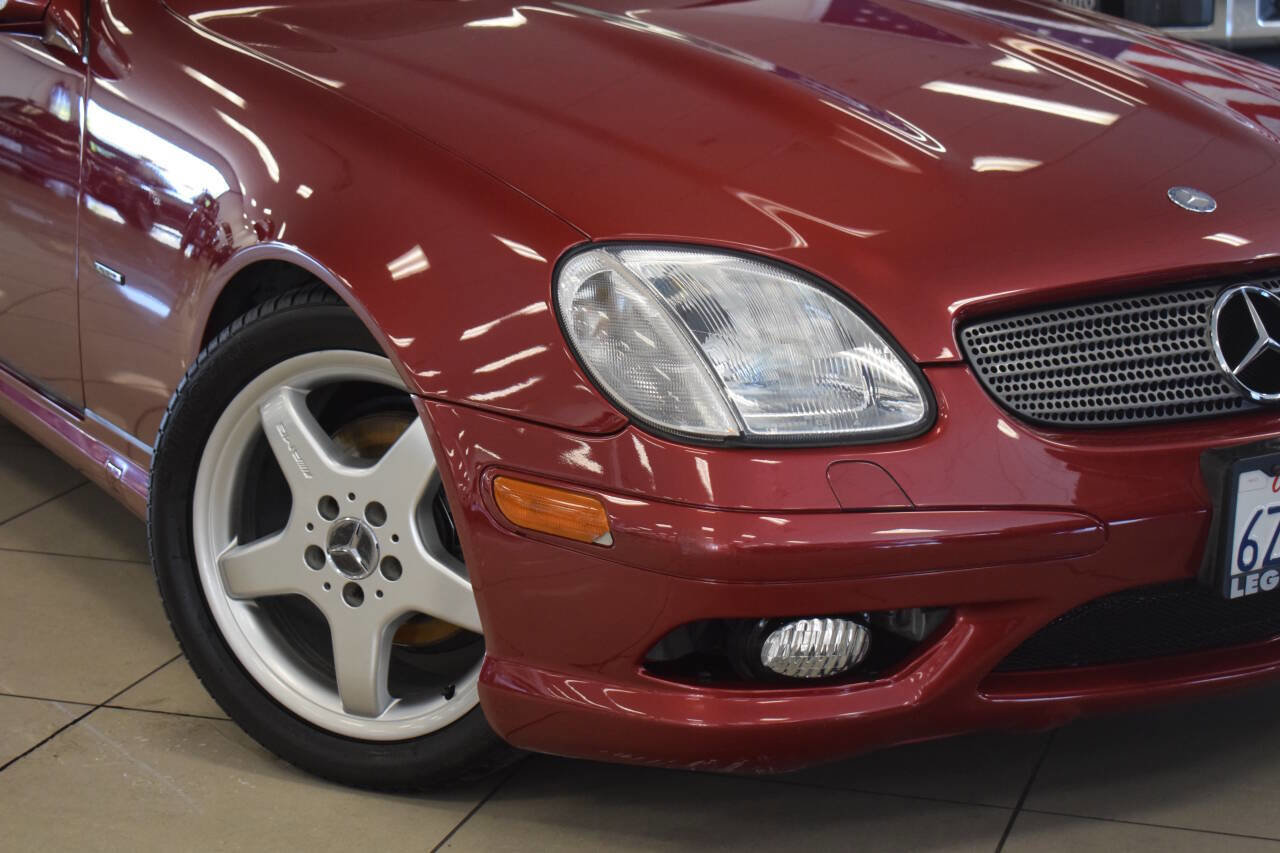 Used 2004 Mercedes-Benz SLK 230 image 4