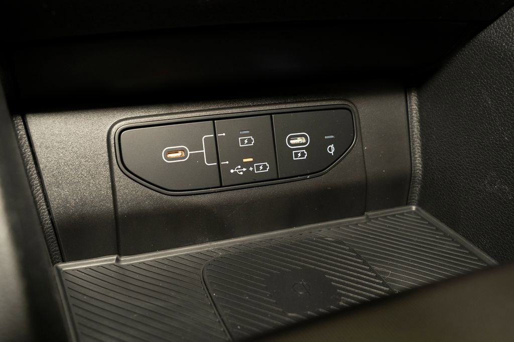 New 2026 Kia Sportage EX FWD image 16