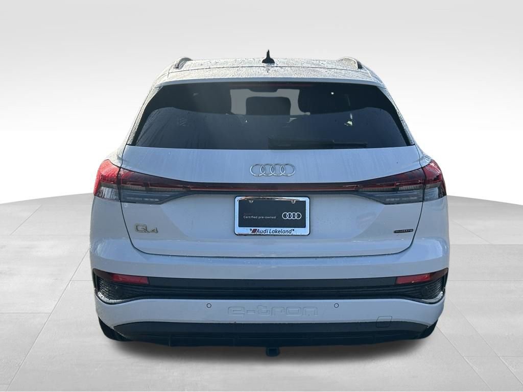 Used 2024 Audi Q4 e-tron Premium w/ Convenience Package image 4
