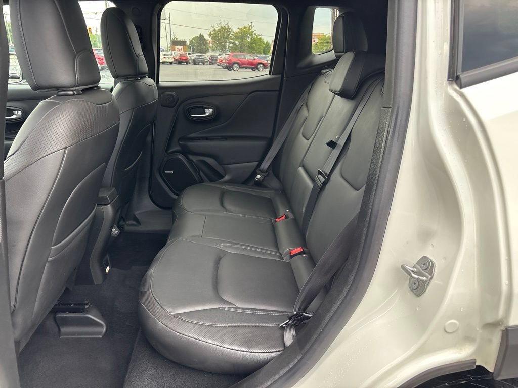 Used 2020 Jeep Renegade Altitude AWD/4WD image 29