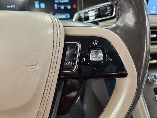 Used 2020 Lincoln Aviator Reserve w/ Equipment Group 201A AWD/4WD image 12