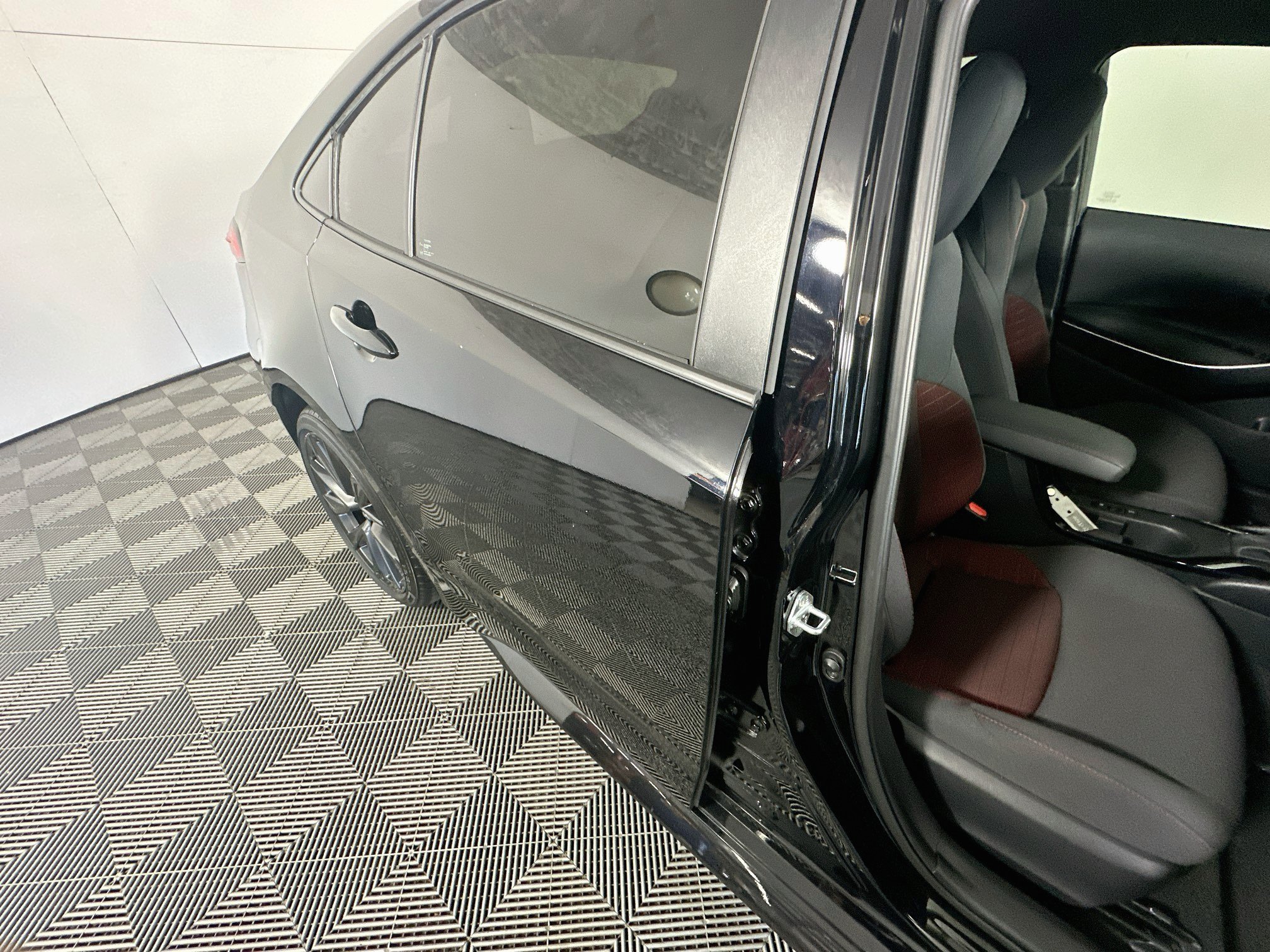 Used 2023 Toyota Corolla SE FWD image 28