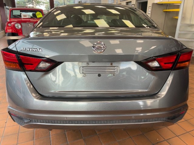 Used 2021 Nissan Altima 2.5 S w/ Driver Assist Package image 9