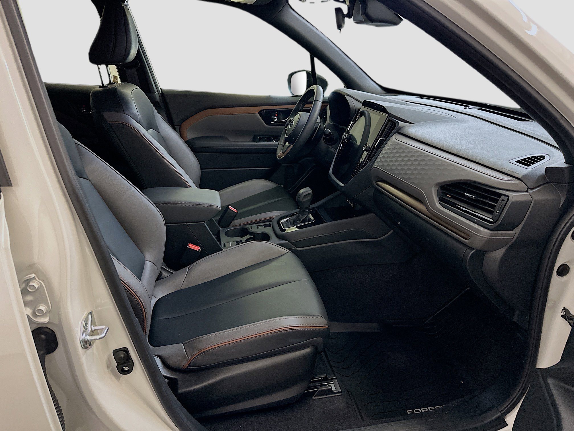 Used 2025 Subaru Forester Sport image 33
