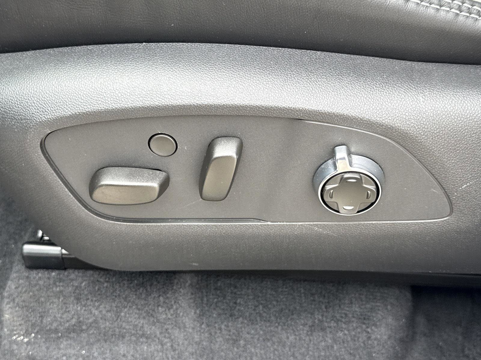 New 2026 GMC Acadia Denali Ultimate w/ LPO, All-Weather Package image 64