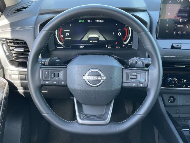 Used 2026 Nissan Rogue SL FWD image 12