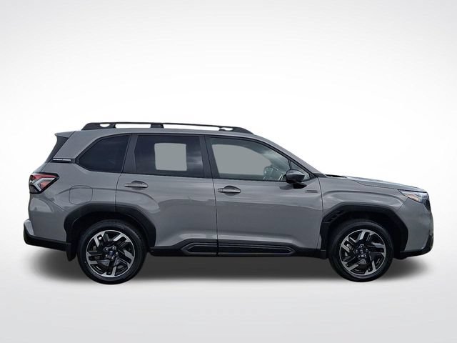 Used 2025 Subaru Forester Limited AWD/4WD image 7