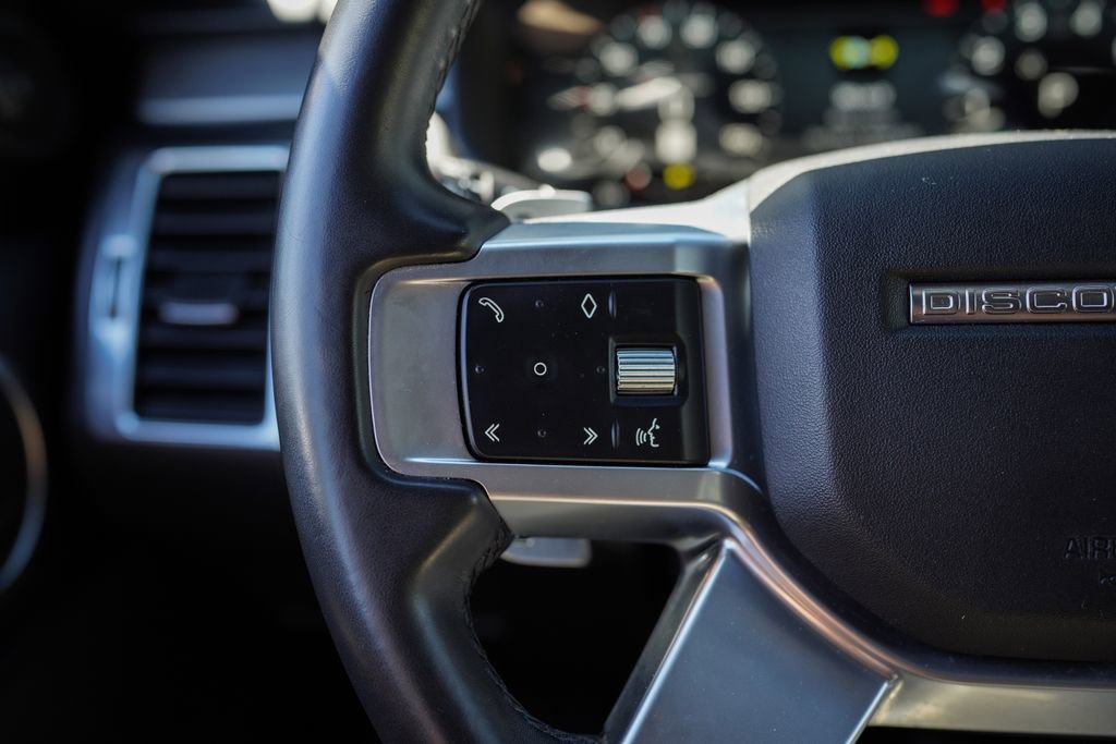 Used 2023 Land Rover Discovery S R-Dynamic image 31
